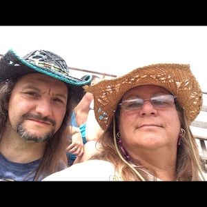 Meet your Posher, Gary